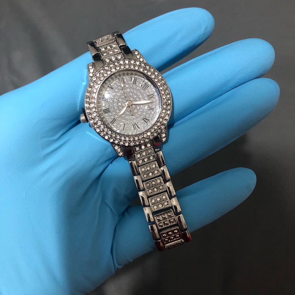 Watch with Free Bracelet and watch battery